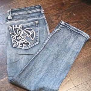 Red Rivet Jean Capri Pants